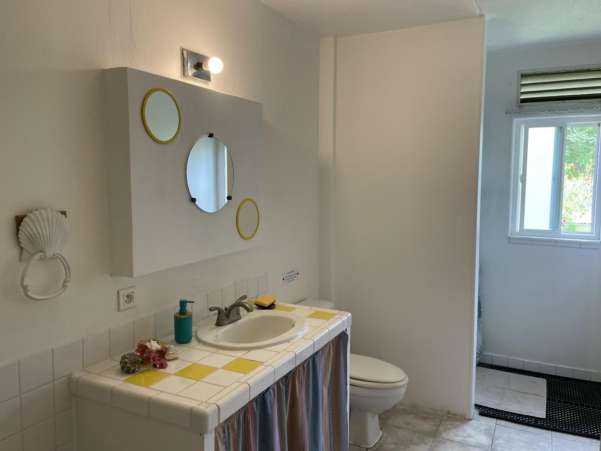 Tavaetu Guesthouse - Ile De Tubuai Mataura Habitación foto